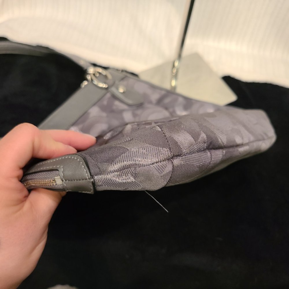 Coach Rare Grey & Silver Canvas Penelope Hobo - Picture 9 of 14